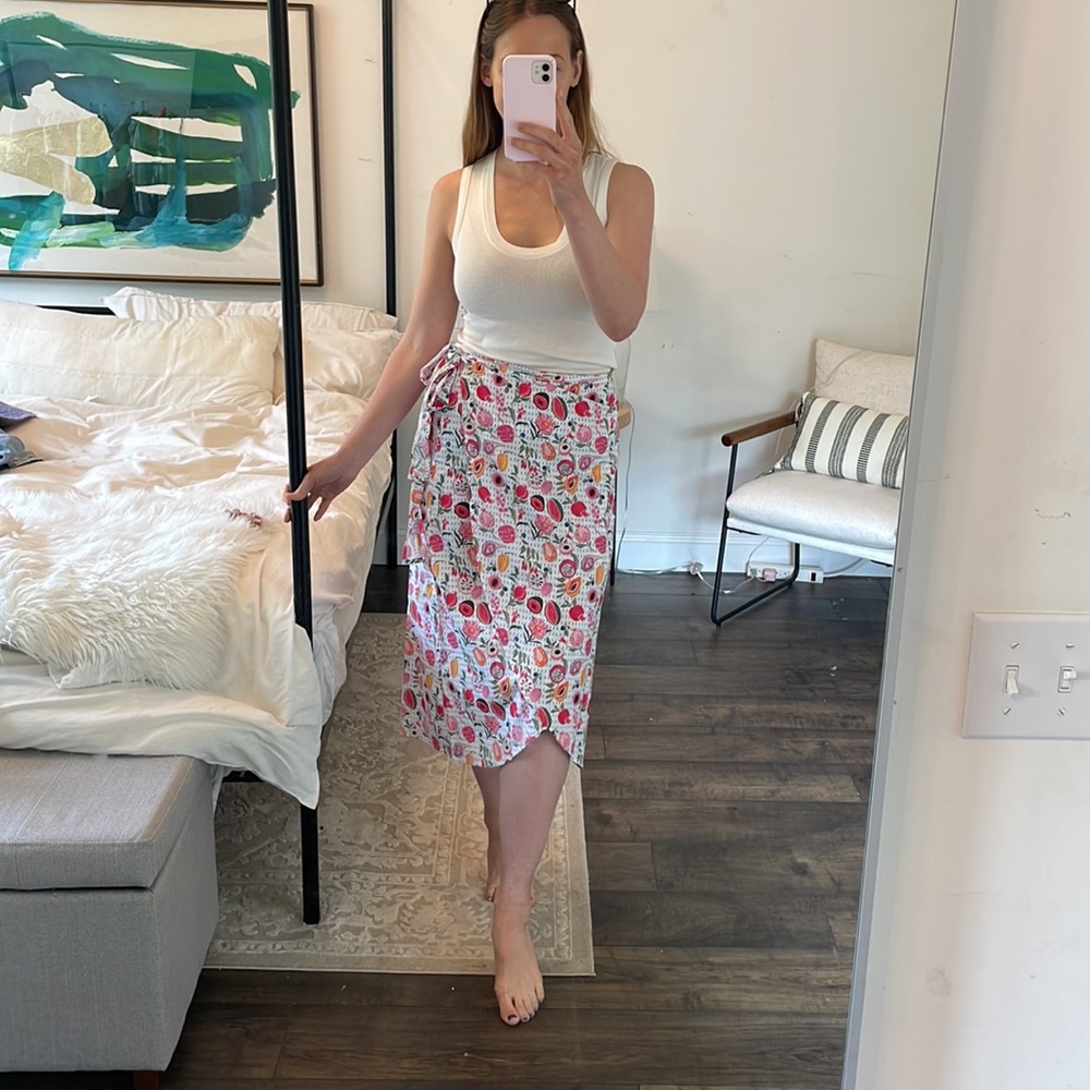 NWT upf protection skirt in fun fruit print wrap